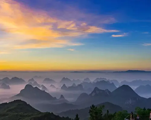 Private Tour: Yao Mountain and Tea Plantation from Guilin